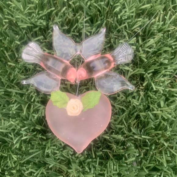 Rare Art Glass in Three Types of Glass in Shape of Two Birds Carrying a Heart - Picture 8 of 9